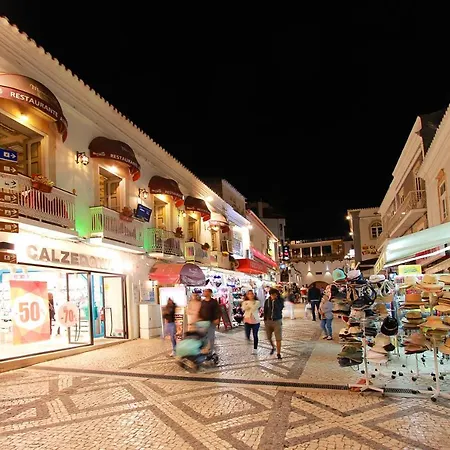 Cool Grey شقة البوفيرا